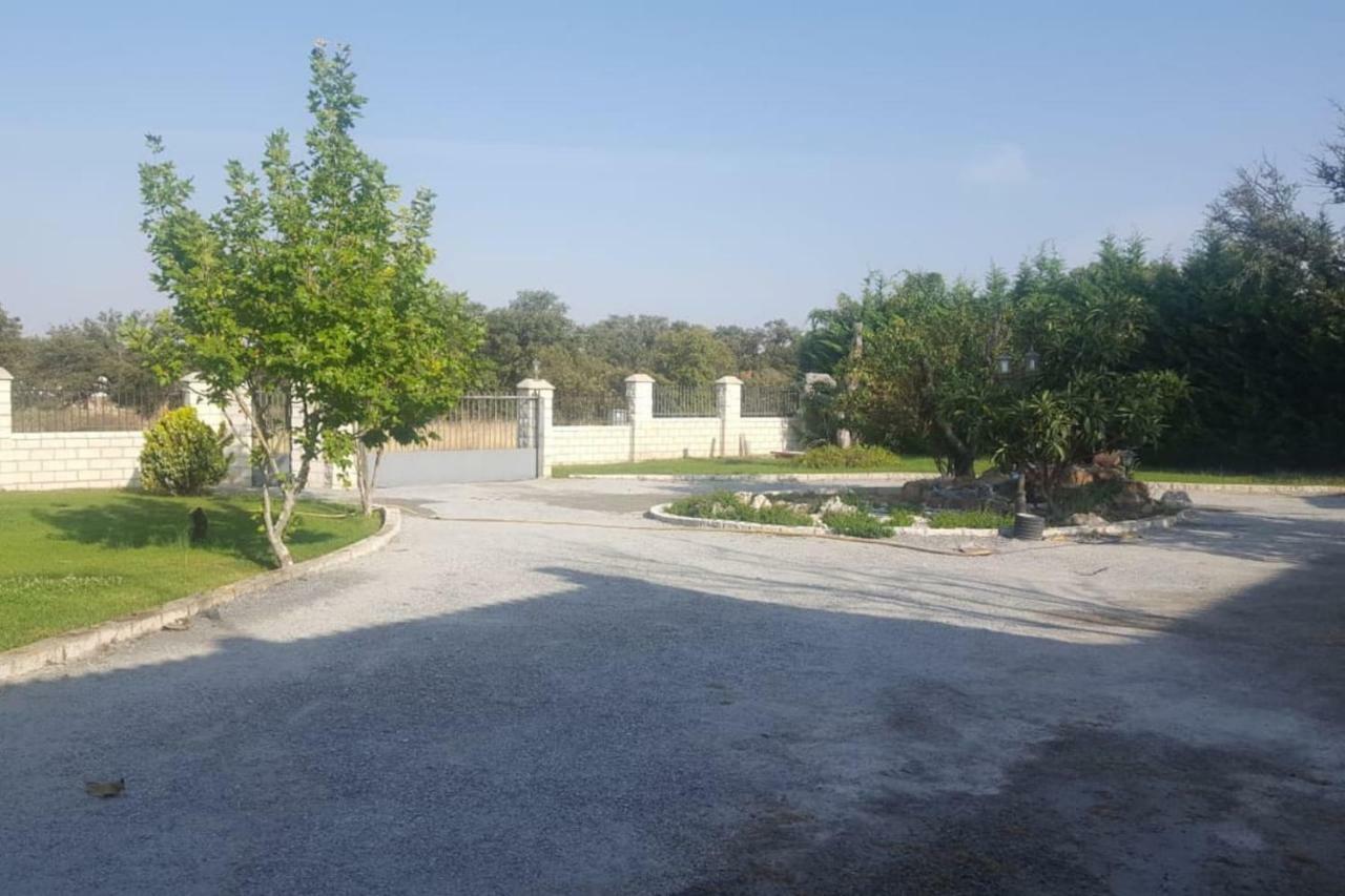 Villa Pancorbo Velayos Exterior photo